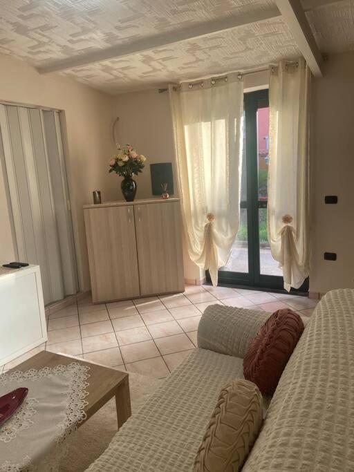 Casetta In Villa Indipendente Анґрі Екстер'єр фото